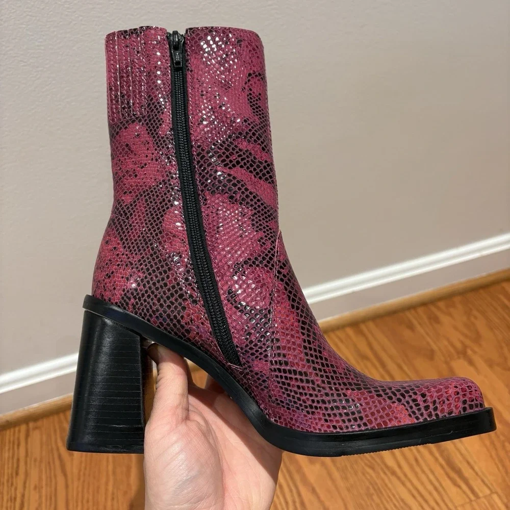 New Vtg Y2K Mainframe Magenta‎ Chunky Block Heel Leather Boot Square Toe 7 Bratz - Picture 4 of 13